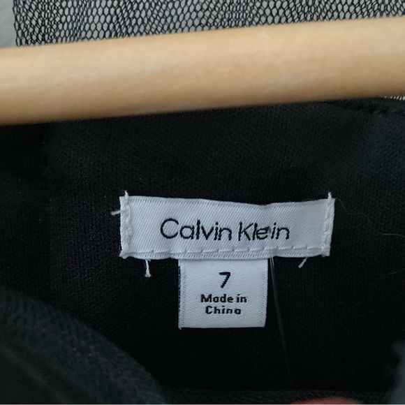 Girl’s Calvin Klein Dress size 7 - Picture 6 of 7